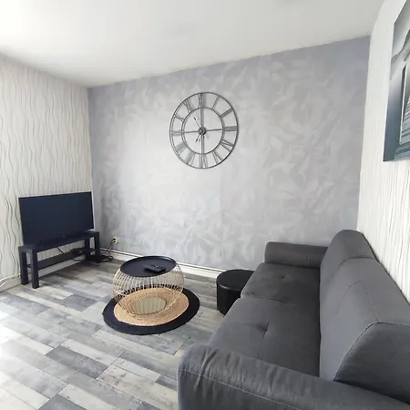 Lens, Bel Lumineux Spacieux En Centre 3